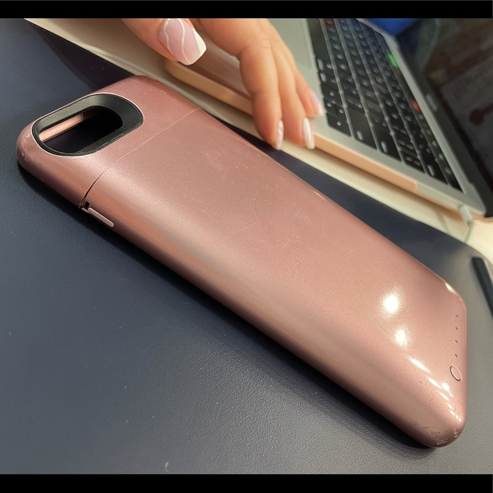 IphoneX Max Battery Charging Case.